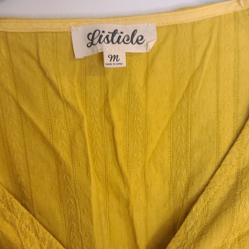 Listicle Yellow V-Neck Top